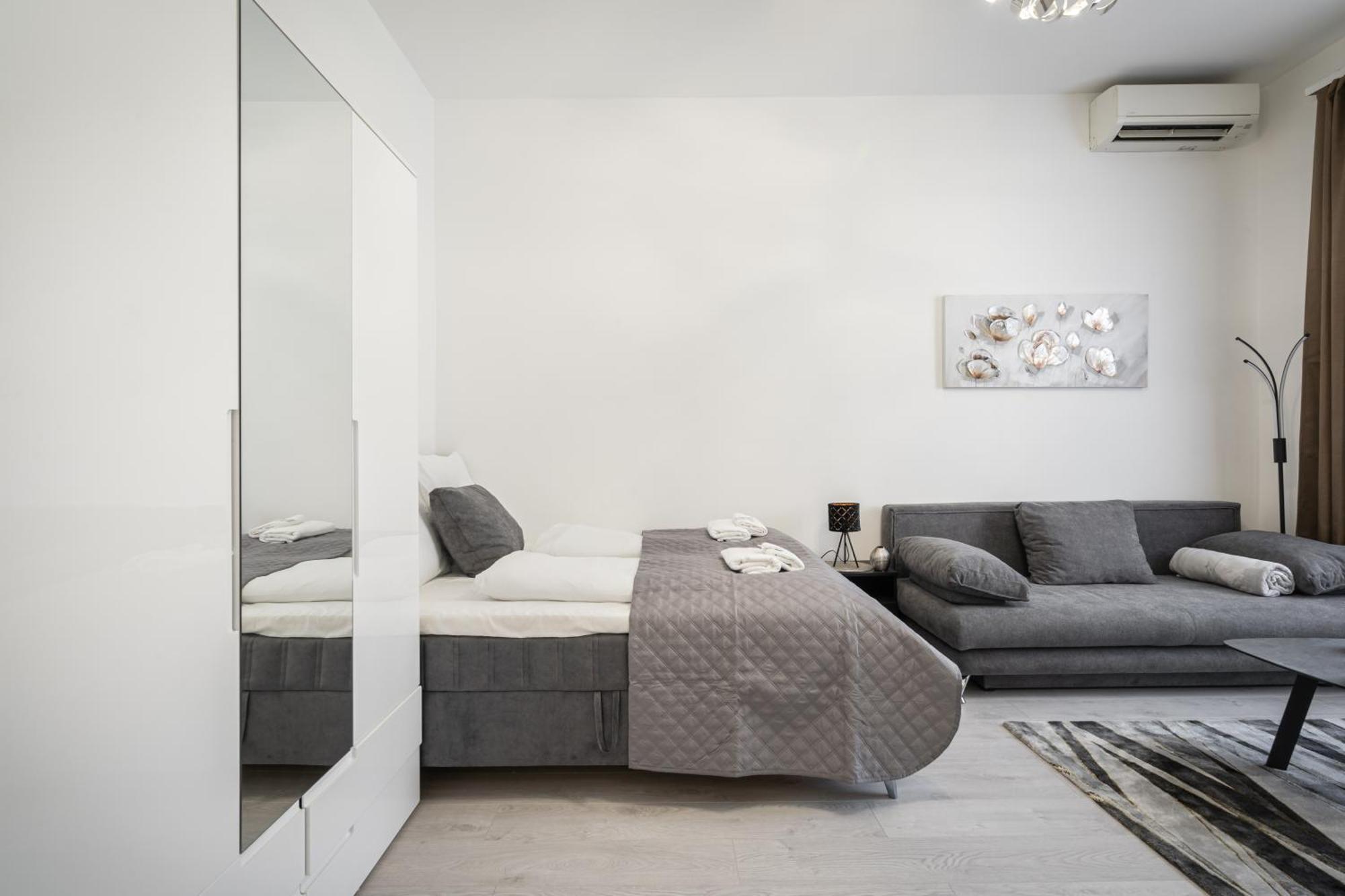 Dorsett Heights Apartment Budapest Exterior photo